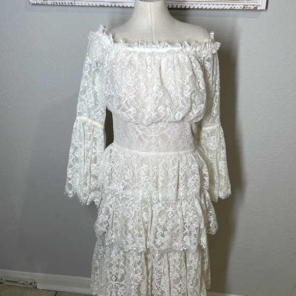 Tadashi Shoji Jacquin off shoulder lace dress size 10 - Picture 3 of 10